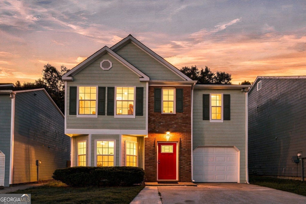 Photo of 6598 Coventry Point, Austell, GA 30168 (MLS # 10874585)
