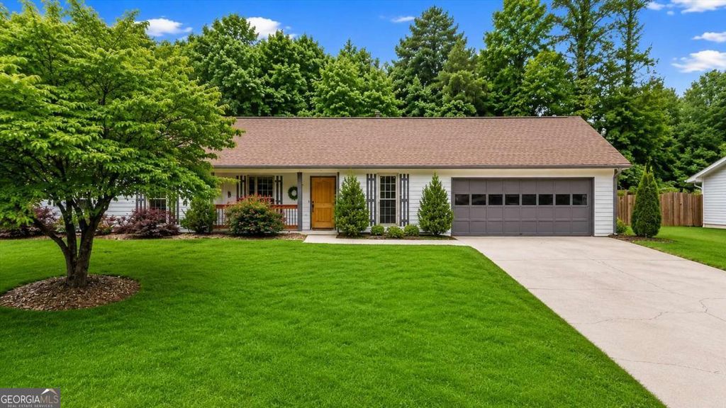 Photo of 330 Monivea Lane, Roswell, GA 30075 (MLS # 10763080)