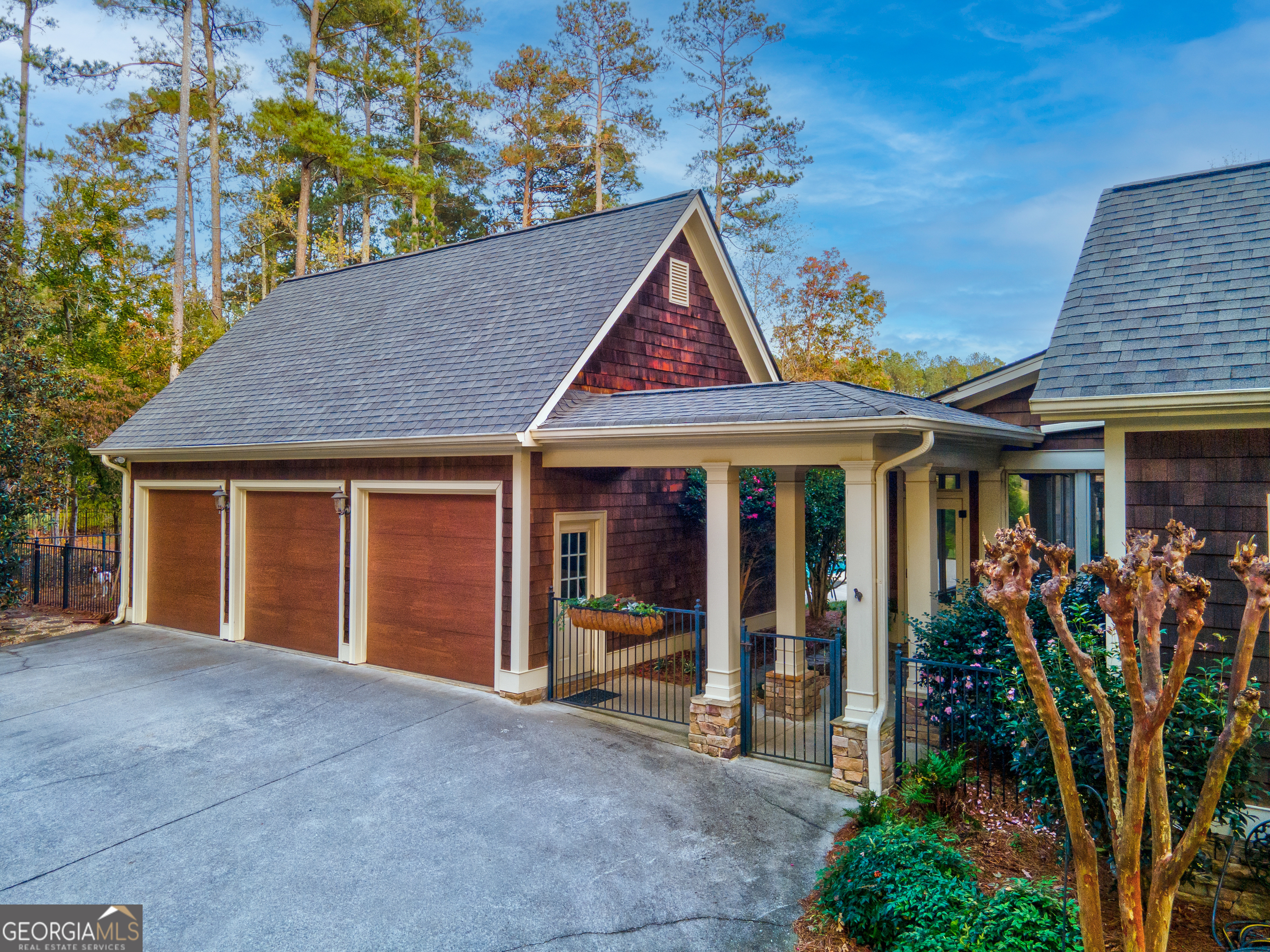 14 Snead AVE