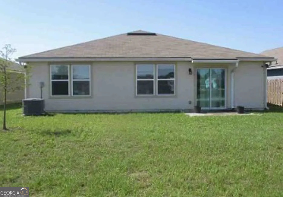 12087 Green Thicket LN
