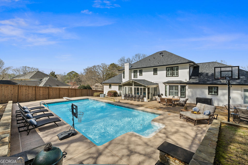 5339 Trowbridge DR
