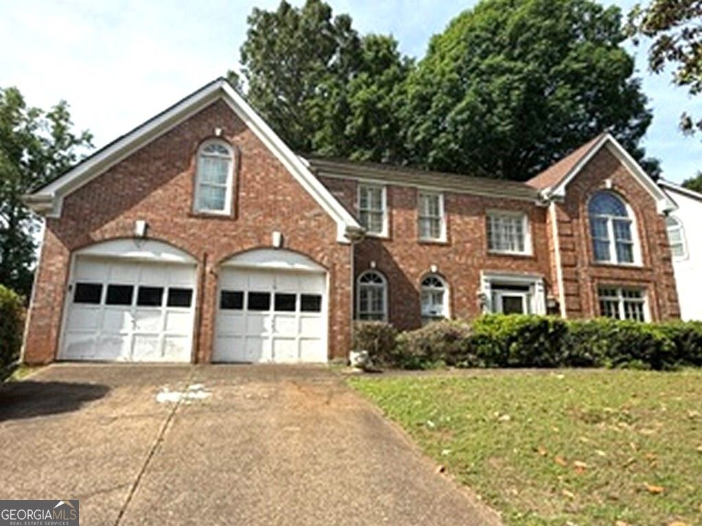 Photo of 11640 Windbrooke Way, Alpharetta, GA 30005 (MLS # 10763327)