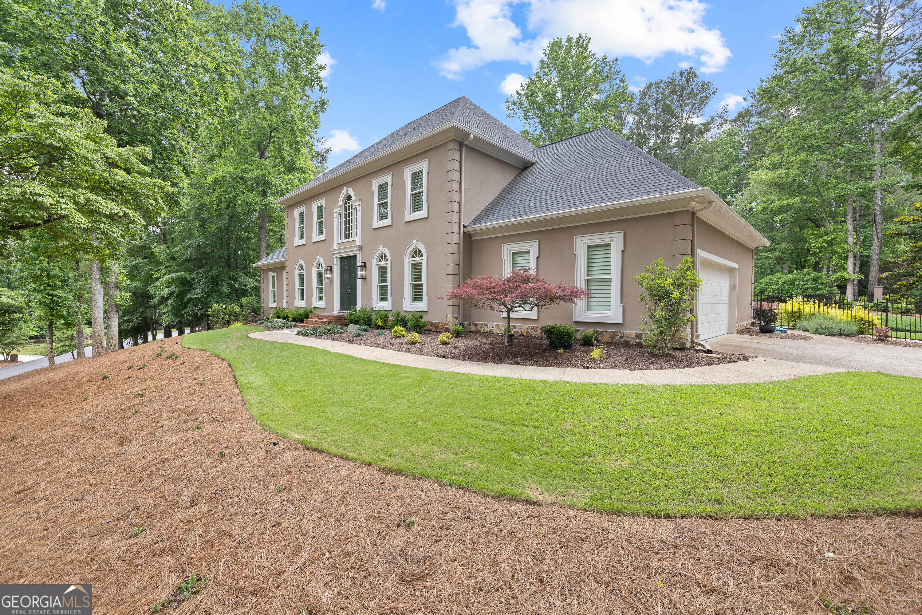 9950 Farmbrook LN