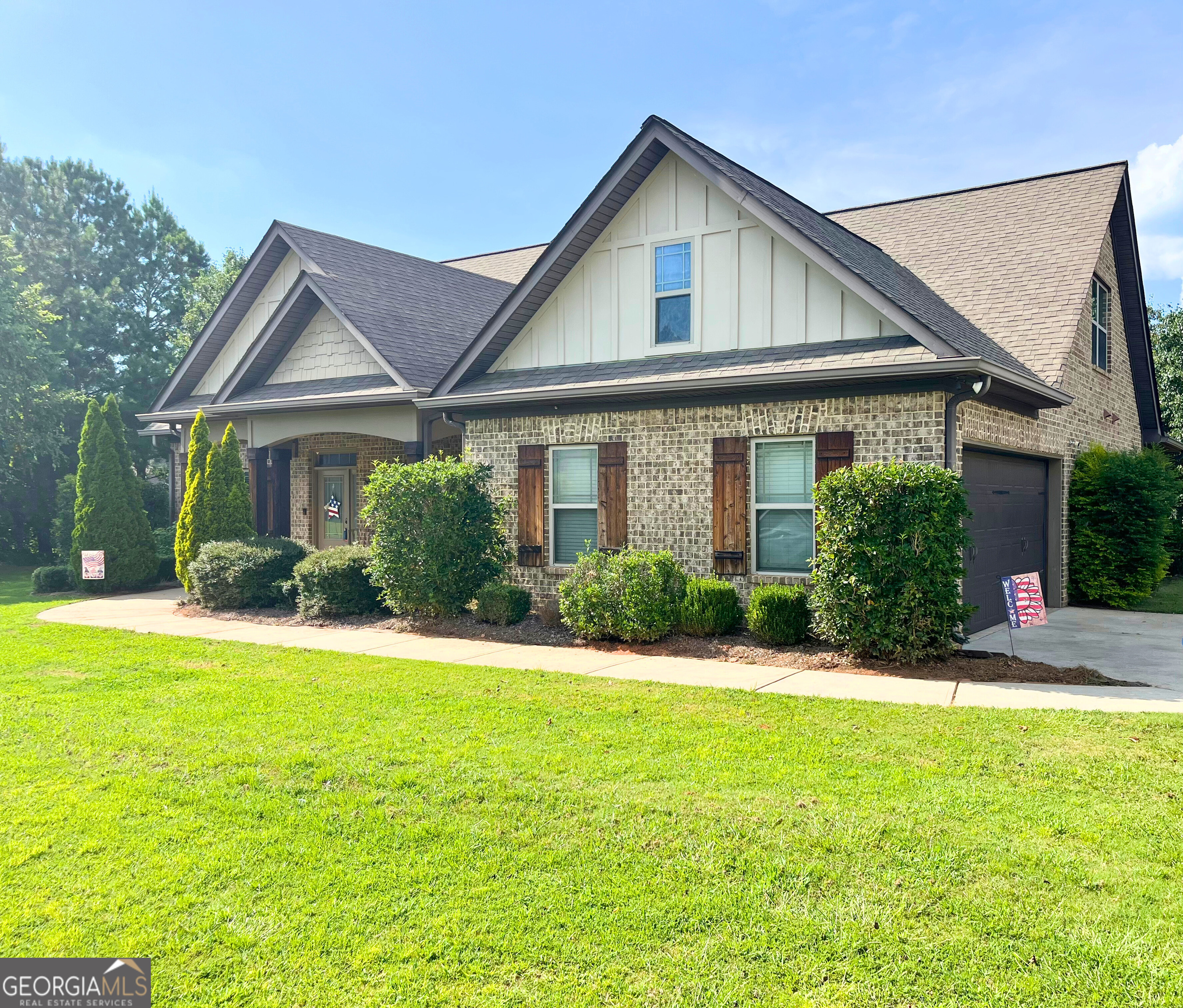 205 Dupont CT