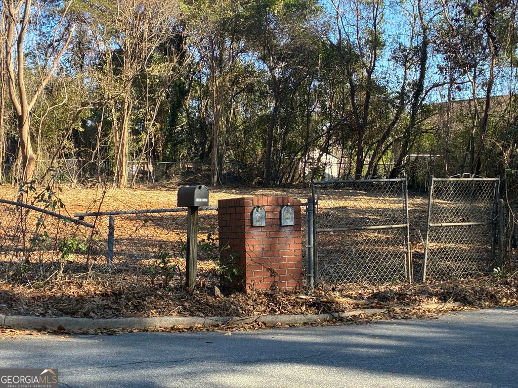 Photo of 1316 Walls Road, Macon, GA 31211 (MLS # 10660604)