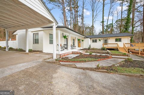 2439 Lakeshore Dr NE Conyers GA 30012