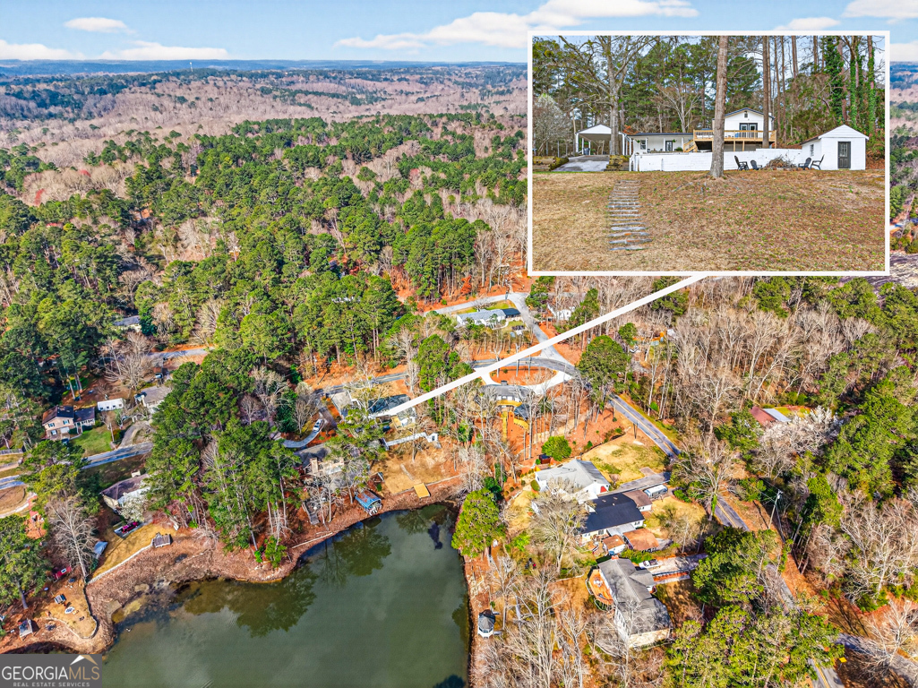 2439 Lakeshore Dr NE