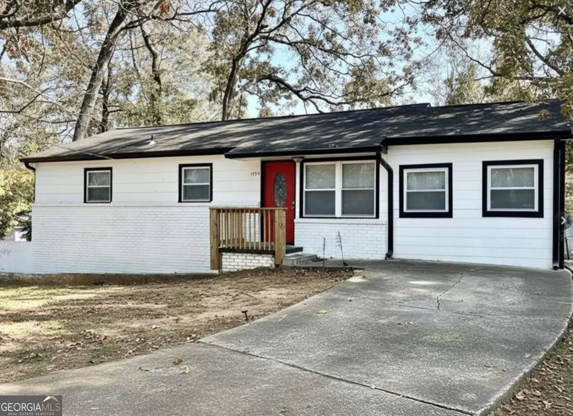 1995 Oak Court
