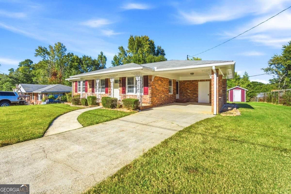 5911 Betty ST