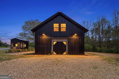 Photo of 356 W Oak Grove Road NW, Adairsville, GA 30103 (MLS # 10727163)