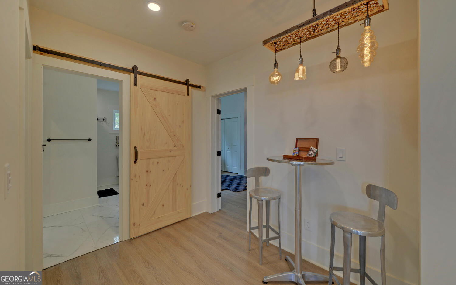 Walnut Mountain - Residential
