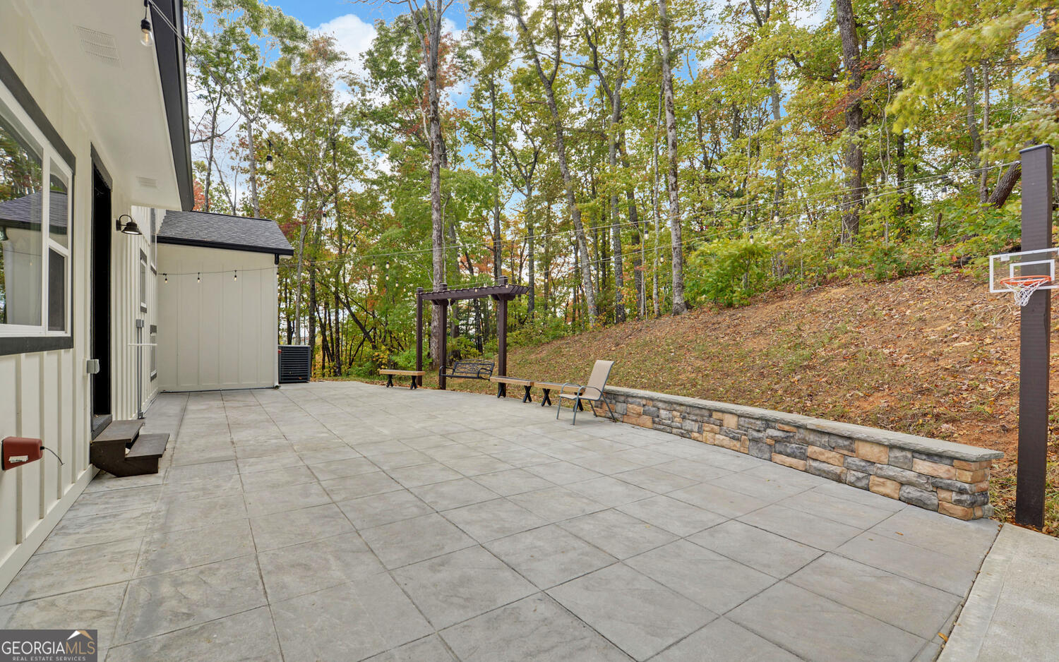 Walnut Mountain - Residential