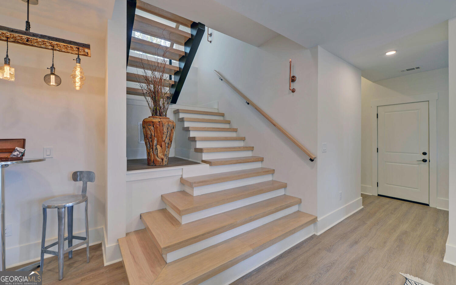 Walnut Mountain - Residential