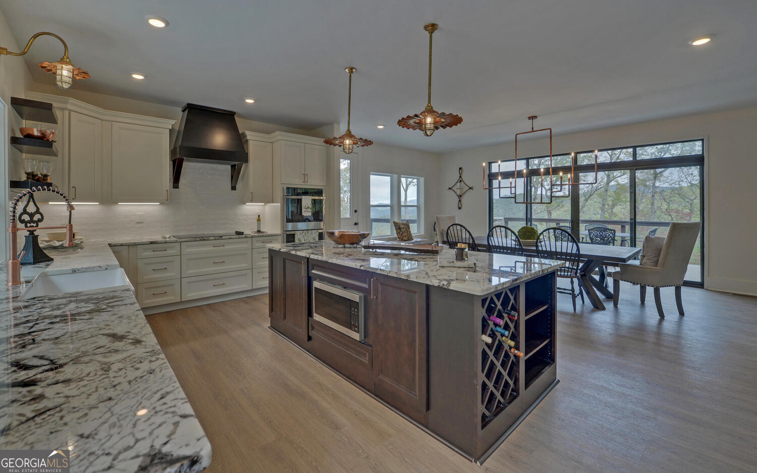 Walnut Mountain - Residential