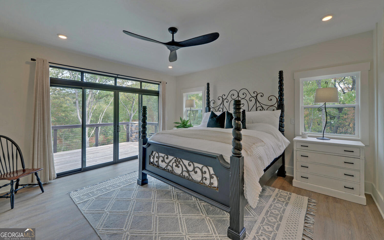 Walnut Mountain - Residential