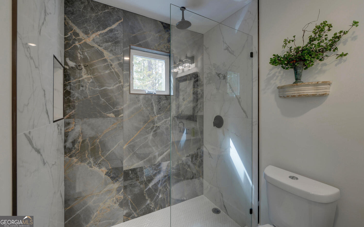 Walnut Mountain - Residential