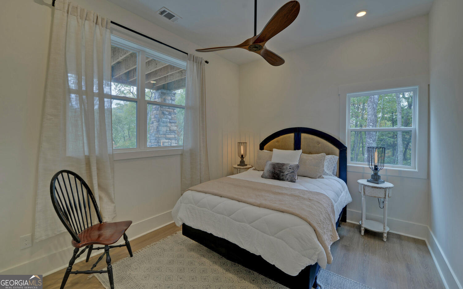Walnut Mountain - Residential
