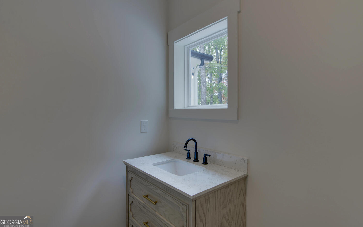 Walnut Mountain - Residential