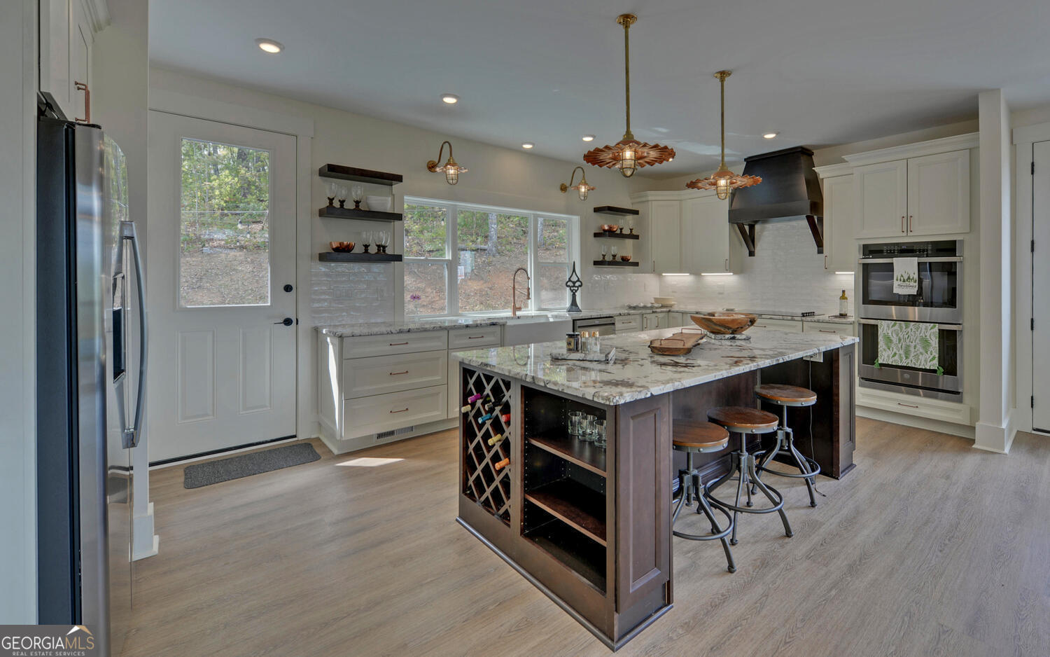 Walnut Mountain - Residential