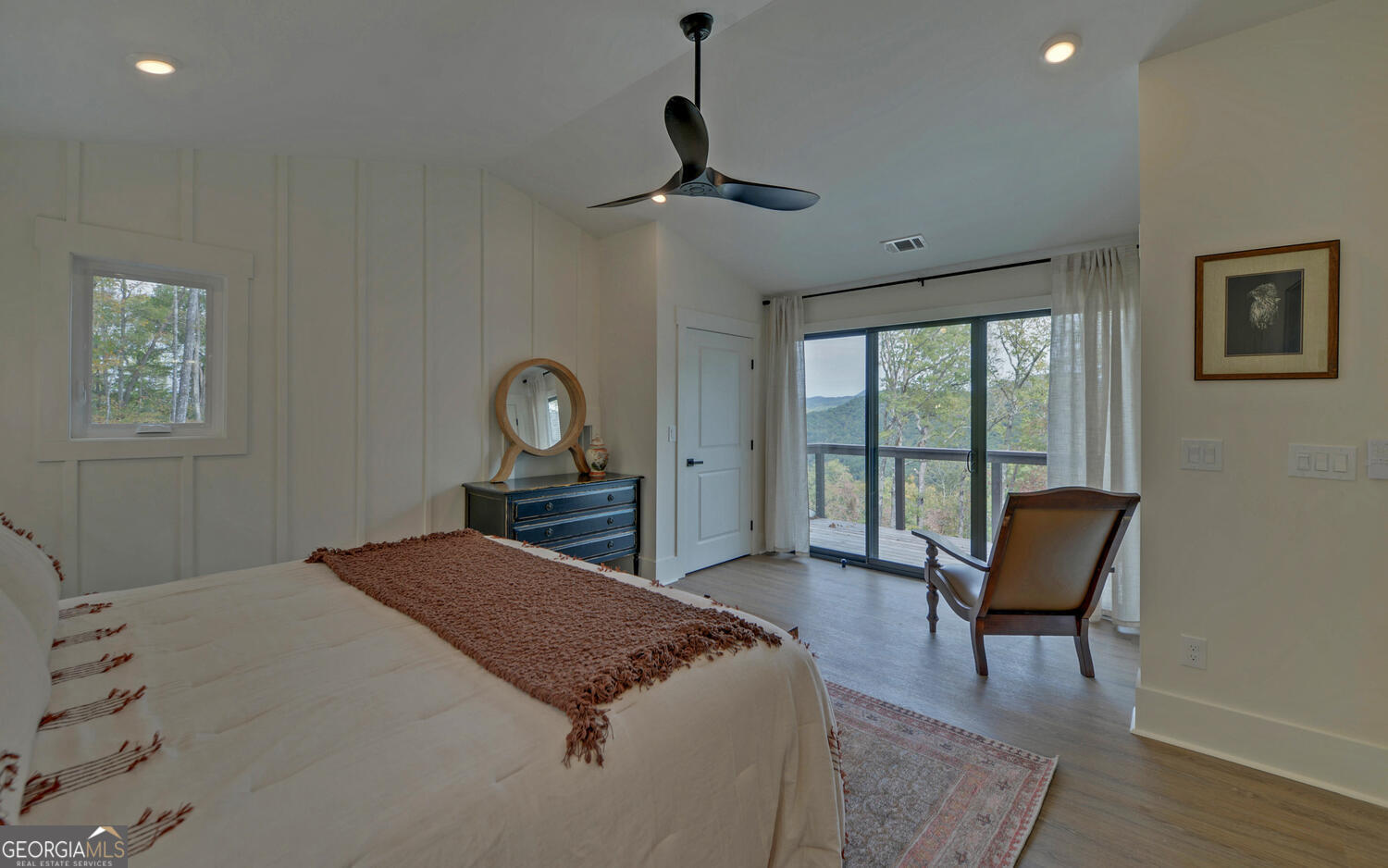 Walnut Mountain - Residential