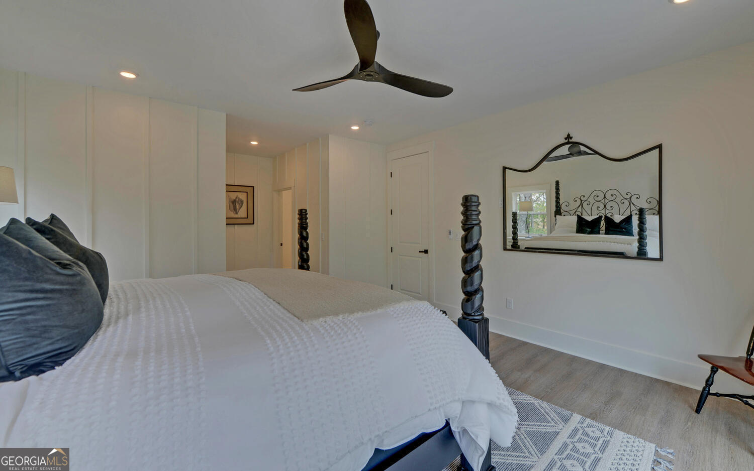 Walnut Mountain - Residential