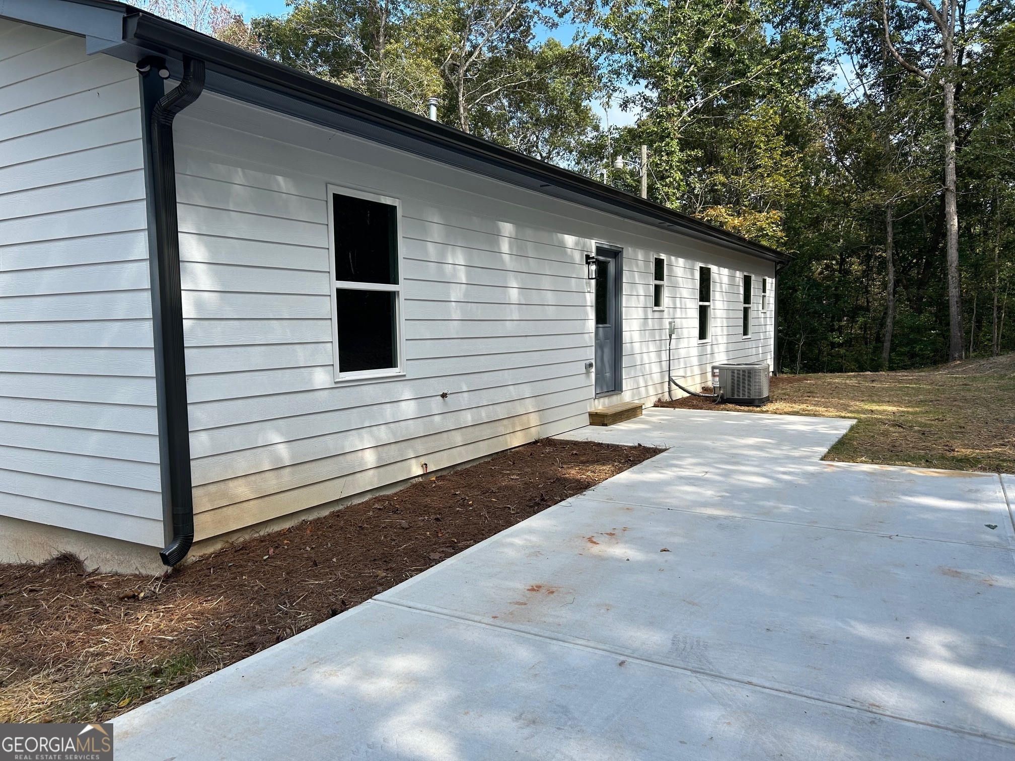 39 Huckleberry LN