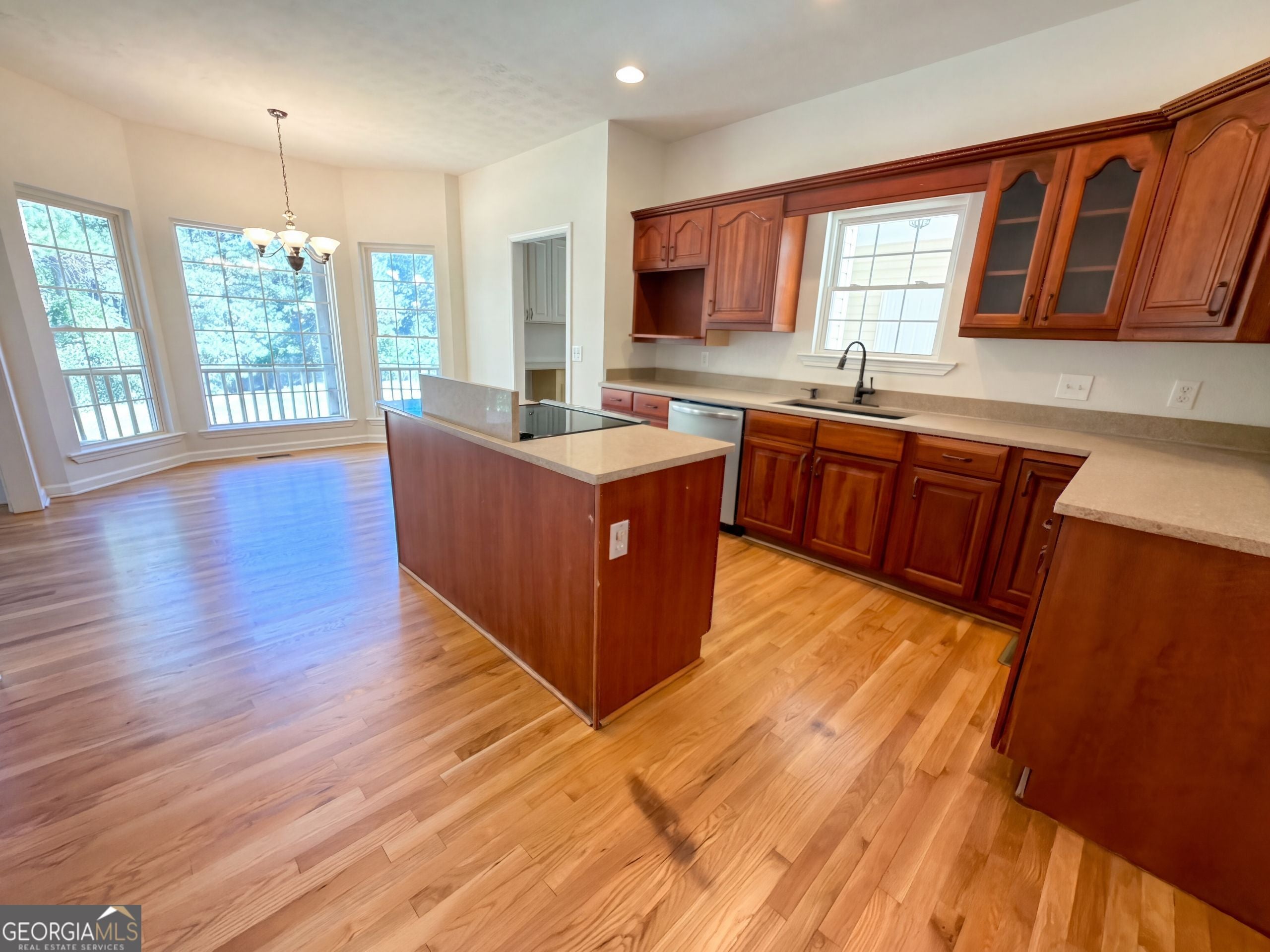 60 John Henry CIR