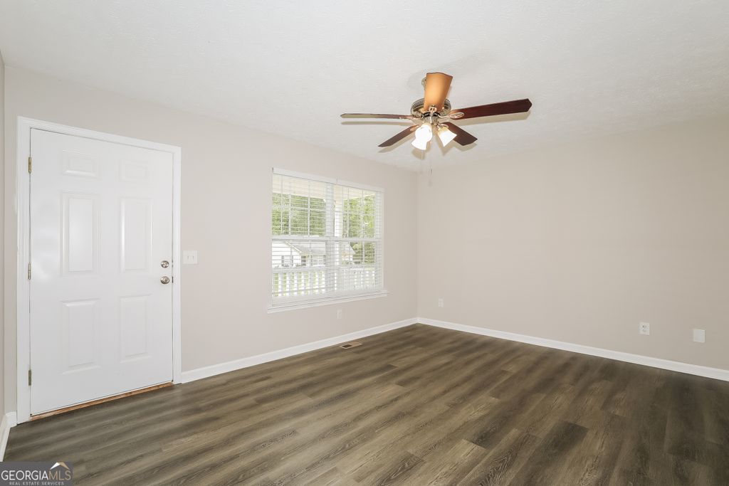 Photo of 6530 River Hill Drive, Flowery Branch, GA 30542 (MLS # 10630451)
