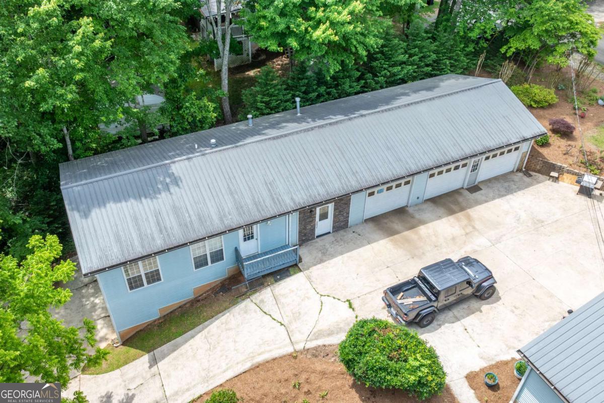 58 Green Forest PKWY