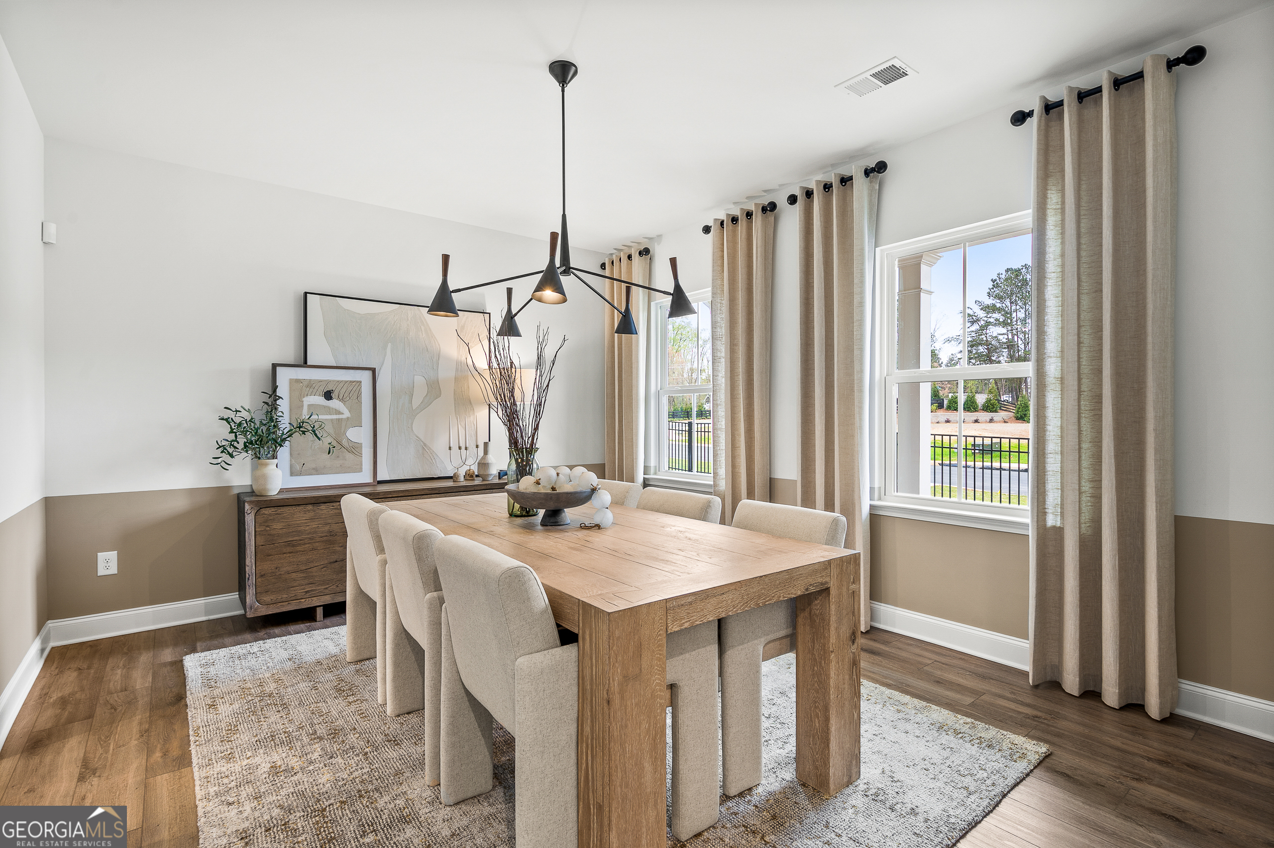 707 Mirror Lake Parkway WAY