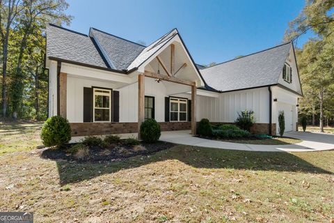 130 E Crestwood RD Tyrone GA 30290
