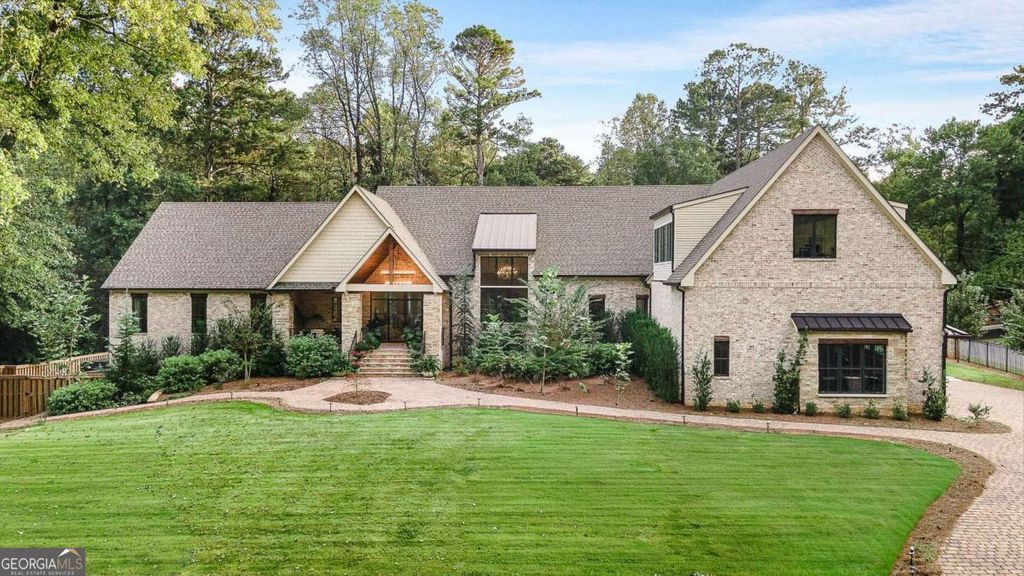 Photo of 8380 Berkley Ridge, Sandy Springs, GA 30350 (MLS # 10681097)