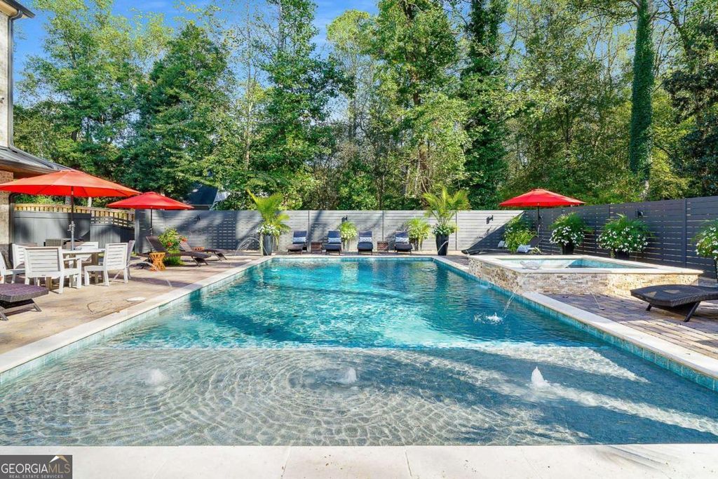 Photo of 8380 Berkley Ridge, Sandy Springs, GA 30350 (MLS # 10681097)