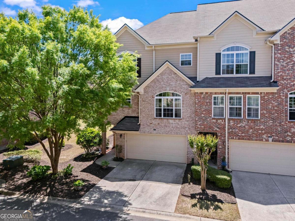 1005 Glen Ivy
