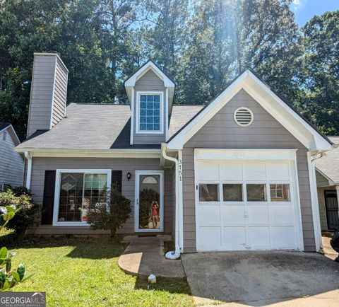3751 Oakwood MNR Decatur GA 30032