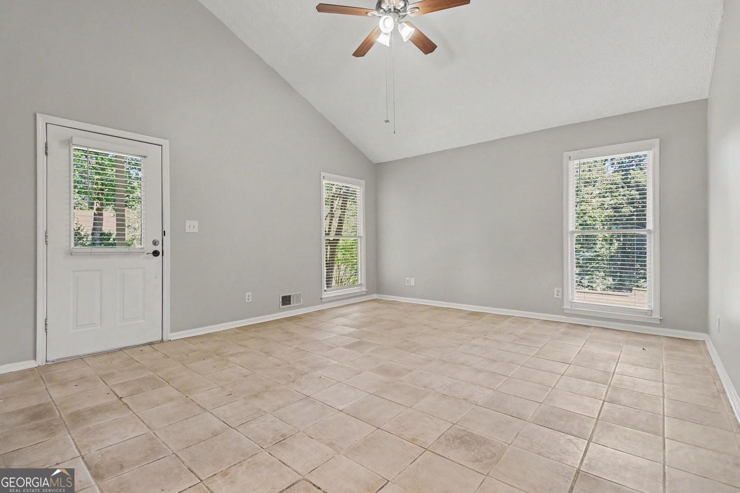 2765 Poplar LN