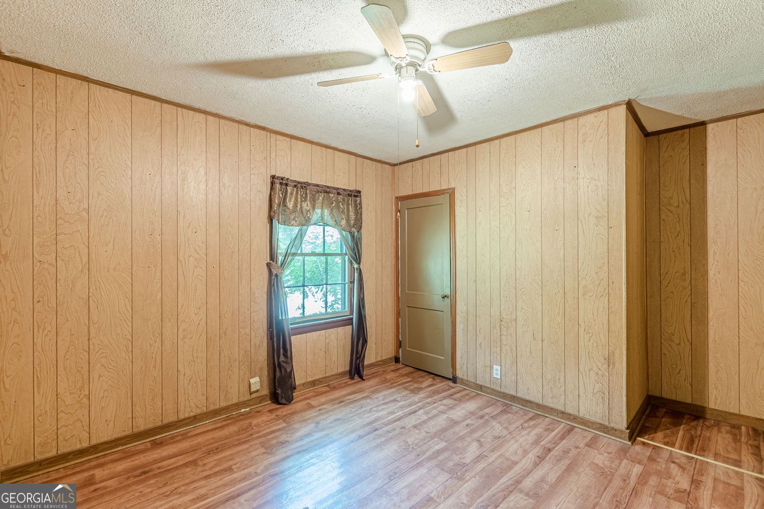 Austell, Georgia 30106, United States, 4 Bedrooms Bedrooms, ,1 BathroomBathrooms,Residential,Pending,183189