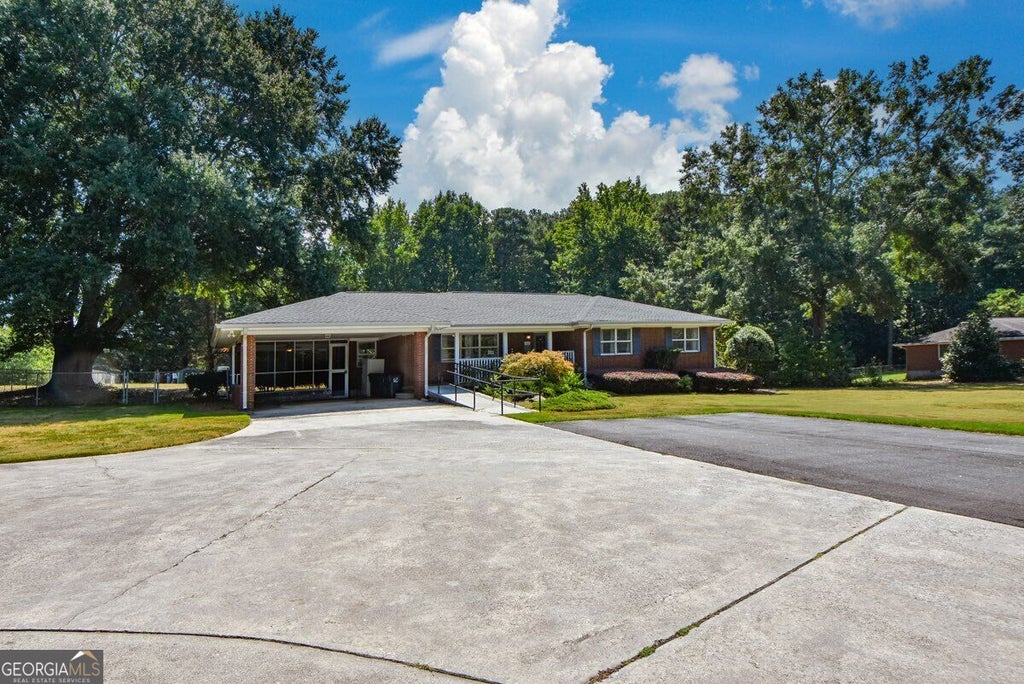 Photo of 2164 North Road, Snellville, GA 30078 (MLS # 10849484)