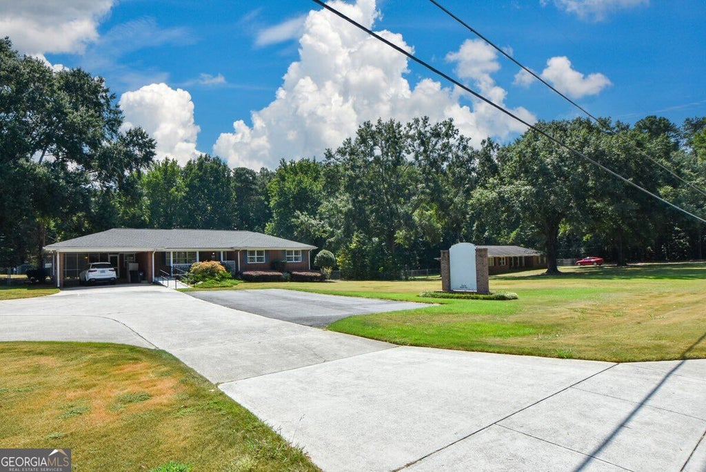 Photo of 2164 North Road, Snellville, GA 30078 (MLS # 10849484)