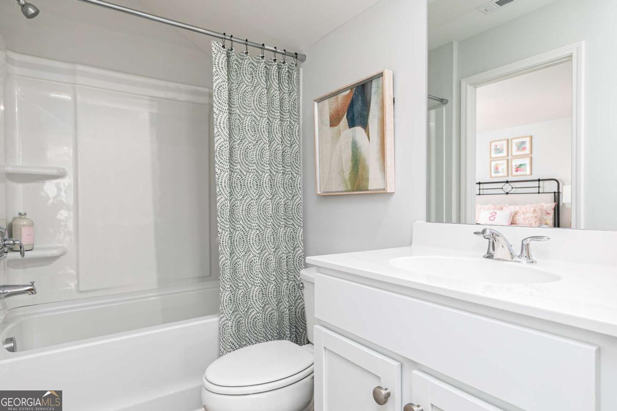 740 Coventry Cove WAY