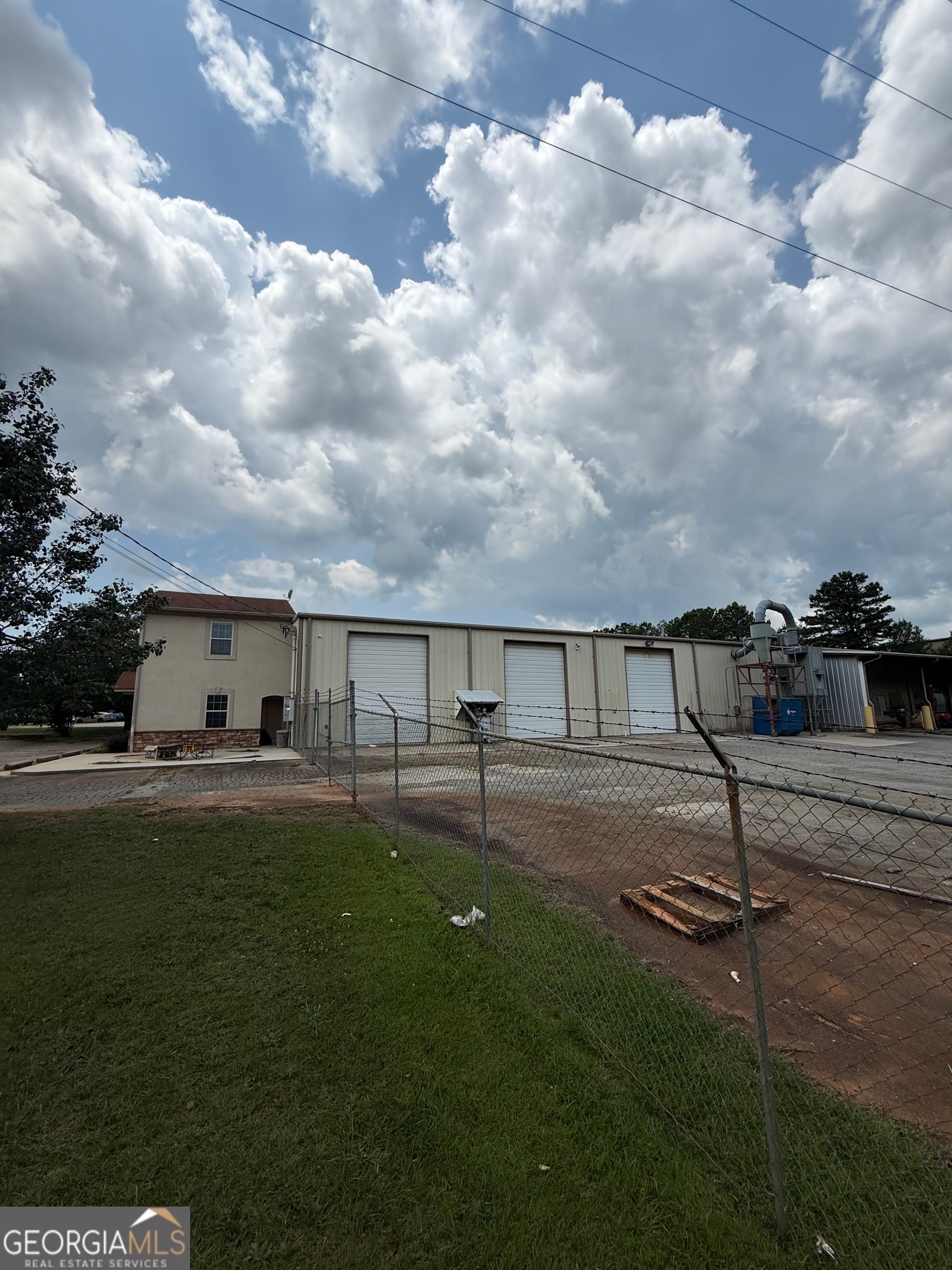 65 N Industrial DR