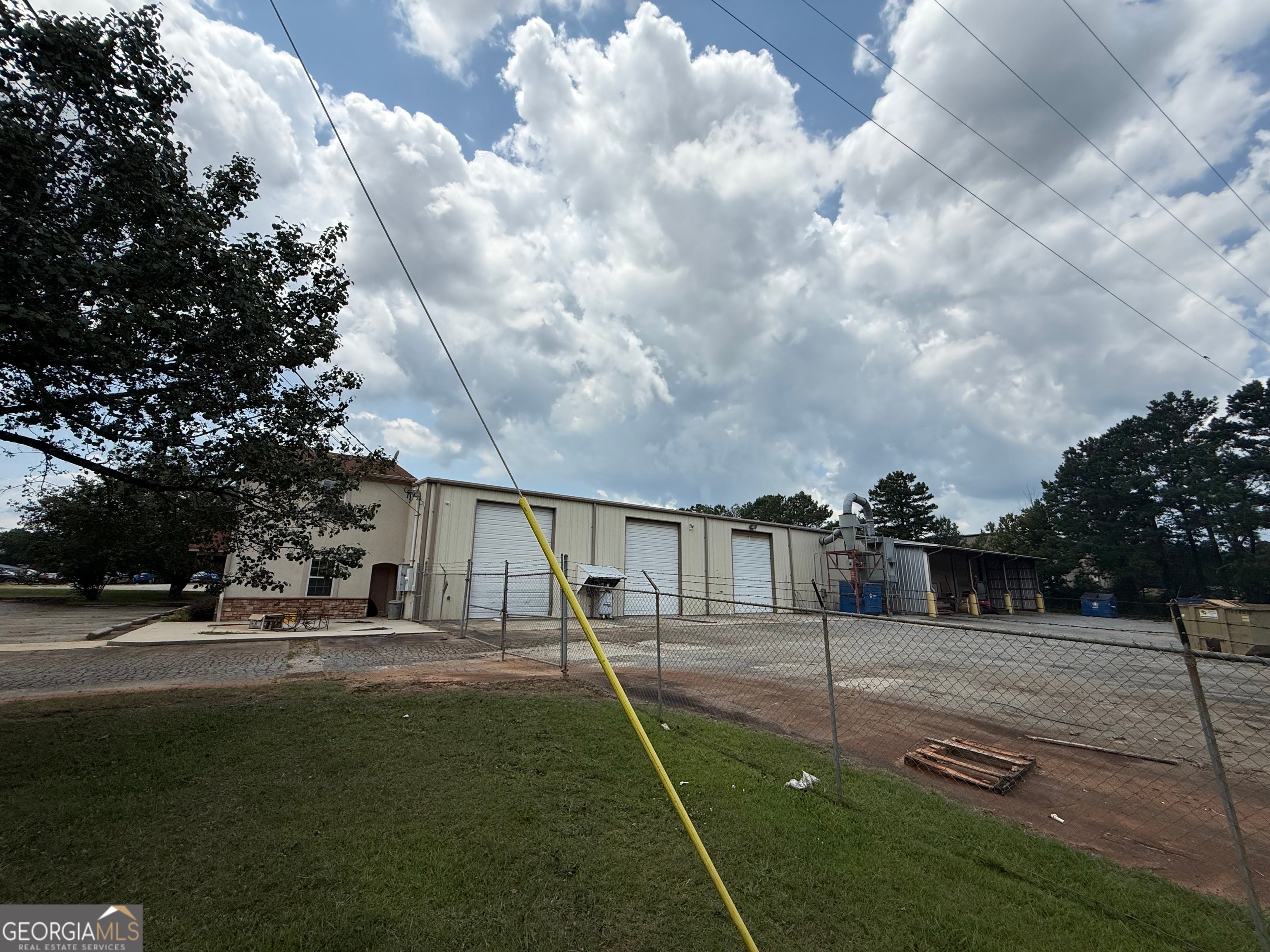 65 N Industrial DR