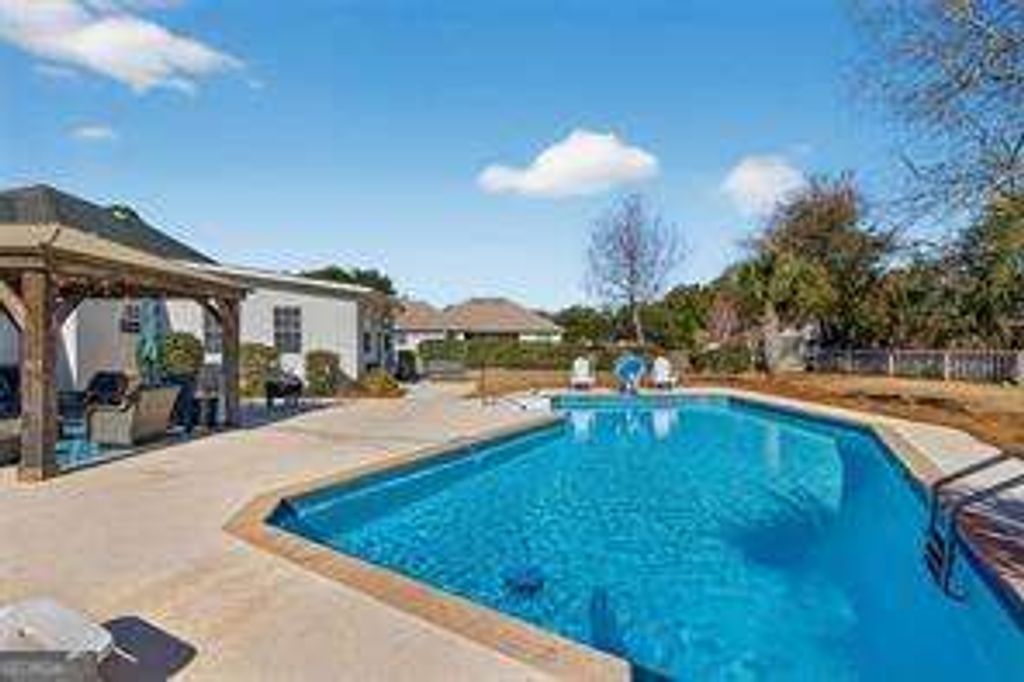 Photo of 332 Edge Water Drive, Brunswick, GA 31525 (MLS # 10684463)