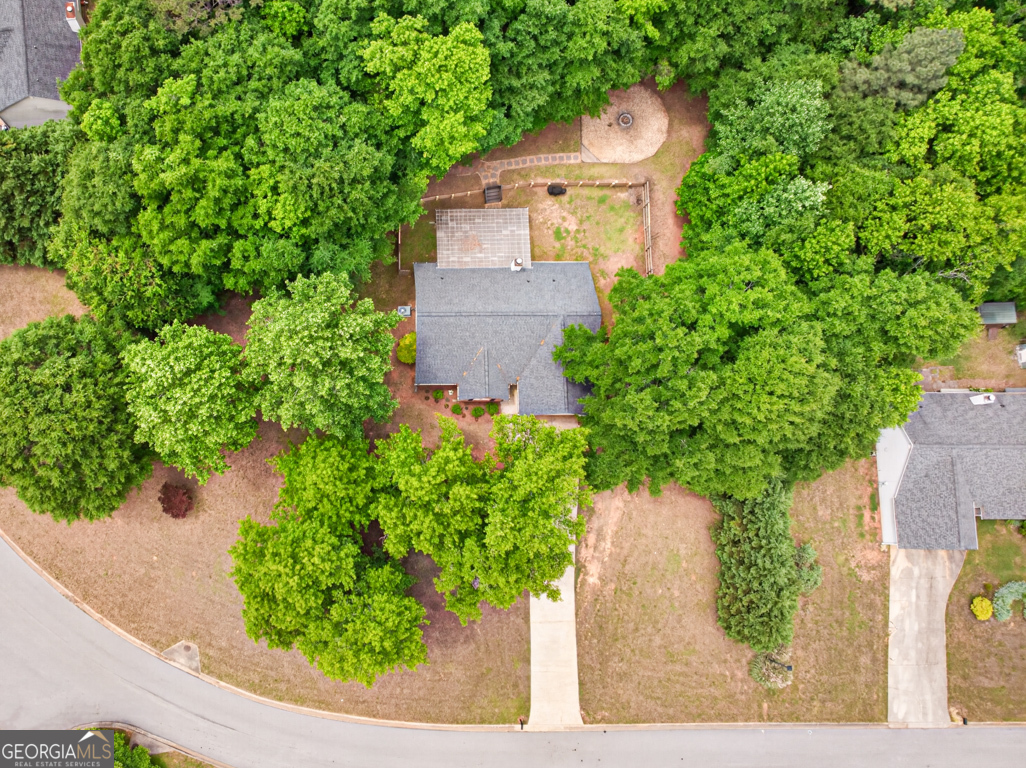 152 Albert LN