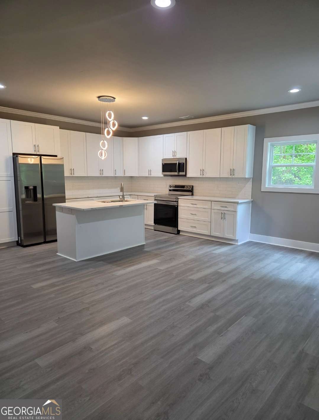 3368 Bonnes CT