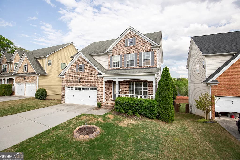 Photo of 6911 Pierless Avenue, Sugar Hill, GA 30518 (MLS # 10810080)