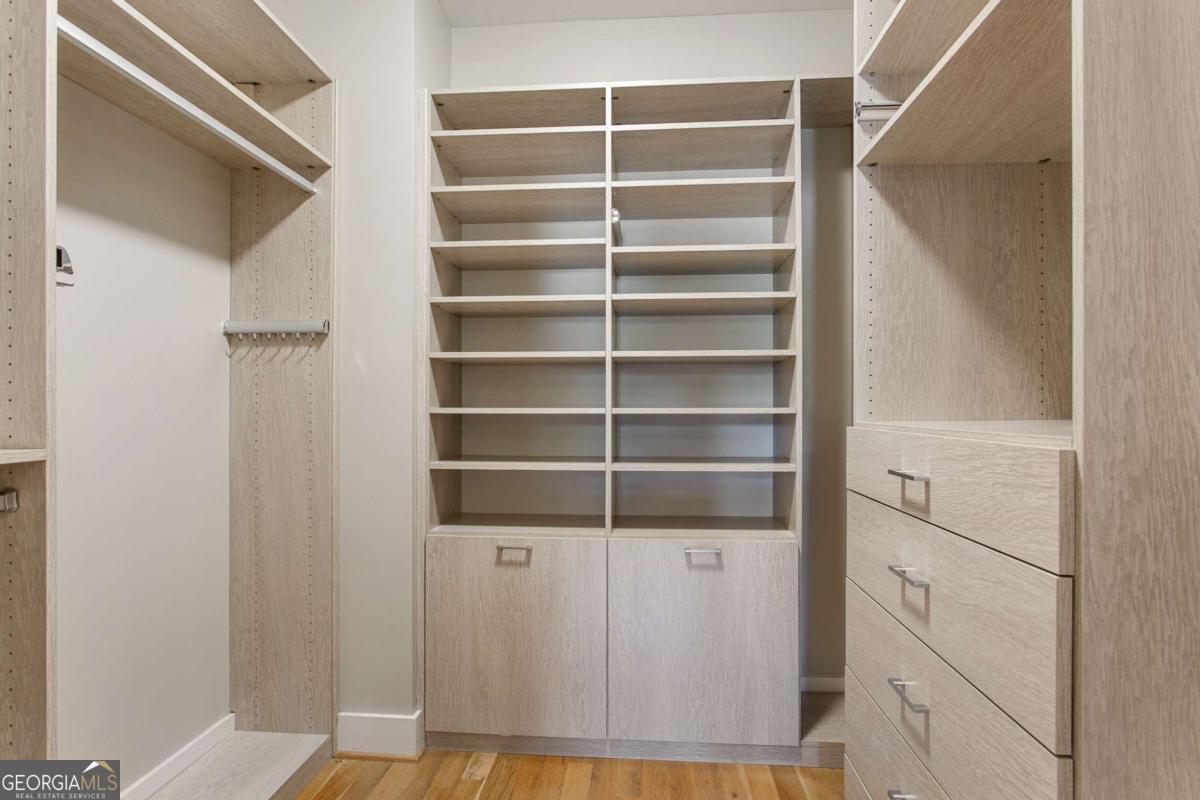 Atlanta, Georgia 30316, United States, 4 Bedrooms Bedrooms, ,3 BathroomsBathrooms,Residential,Active,144455