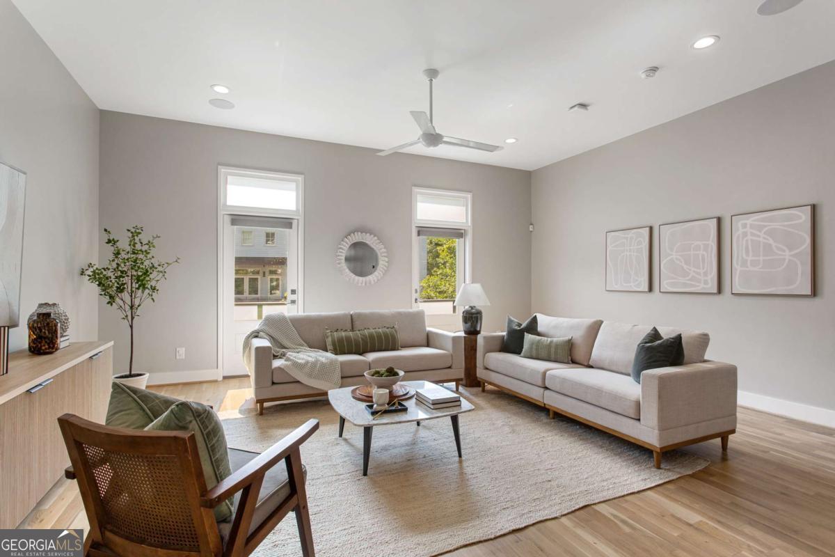 Atlanta, Georgia 30316, United States, 4 Bedrooms Bedrooms, ,3 BathroomsBathrooms,Residential,Active,144455