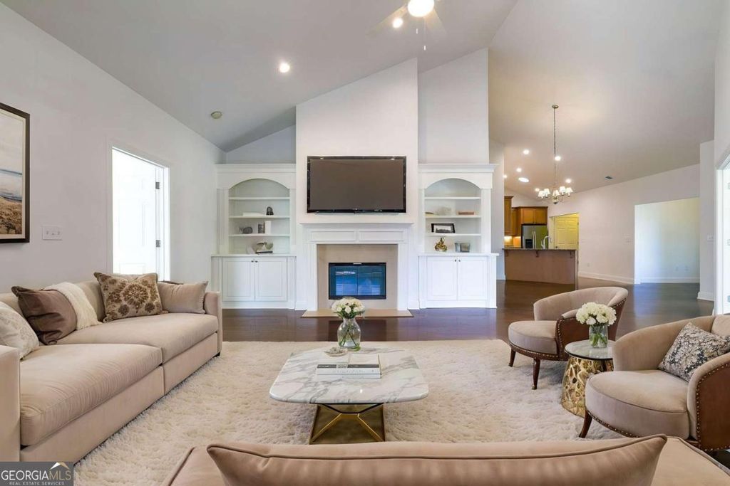 Photo of 11120 Brookhavenclub Drive, Johns Creek, GA 30097 (MLS # 10723653)