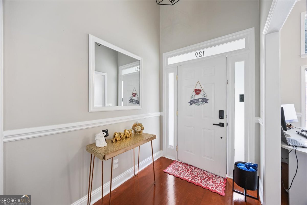 129 Sugarloaf CIR